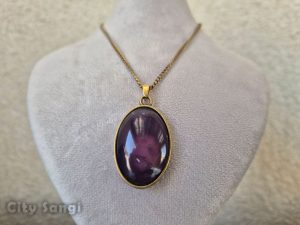 Alternative view of گردنبند عقیق سوسنی، با زنجیر و اتصالات برنجی