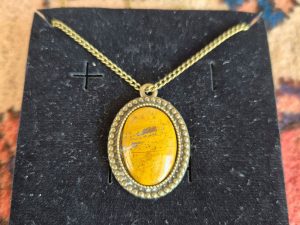 گردن بند بیضی شکل جاسپر پاییزه 3