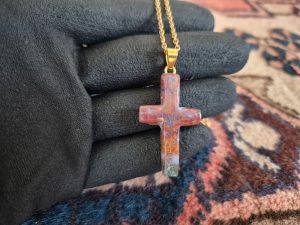 گردنبند صلیب با عقیق شجر و زنجیر