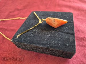 گردن آویز عقیق نارنجی با زنجیر